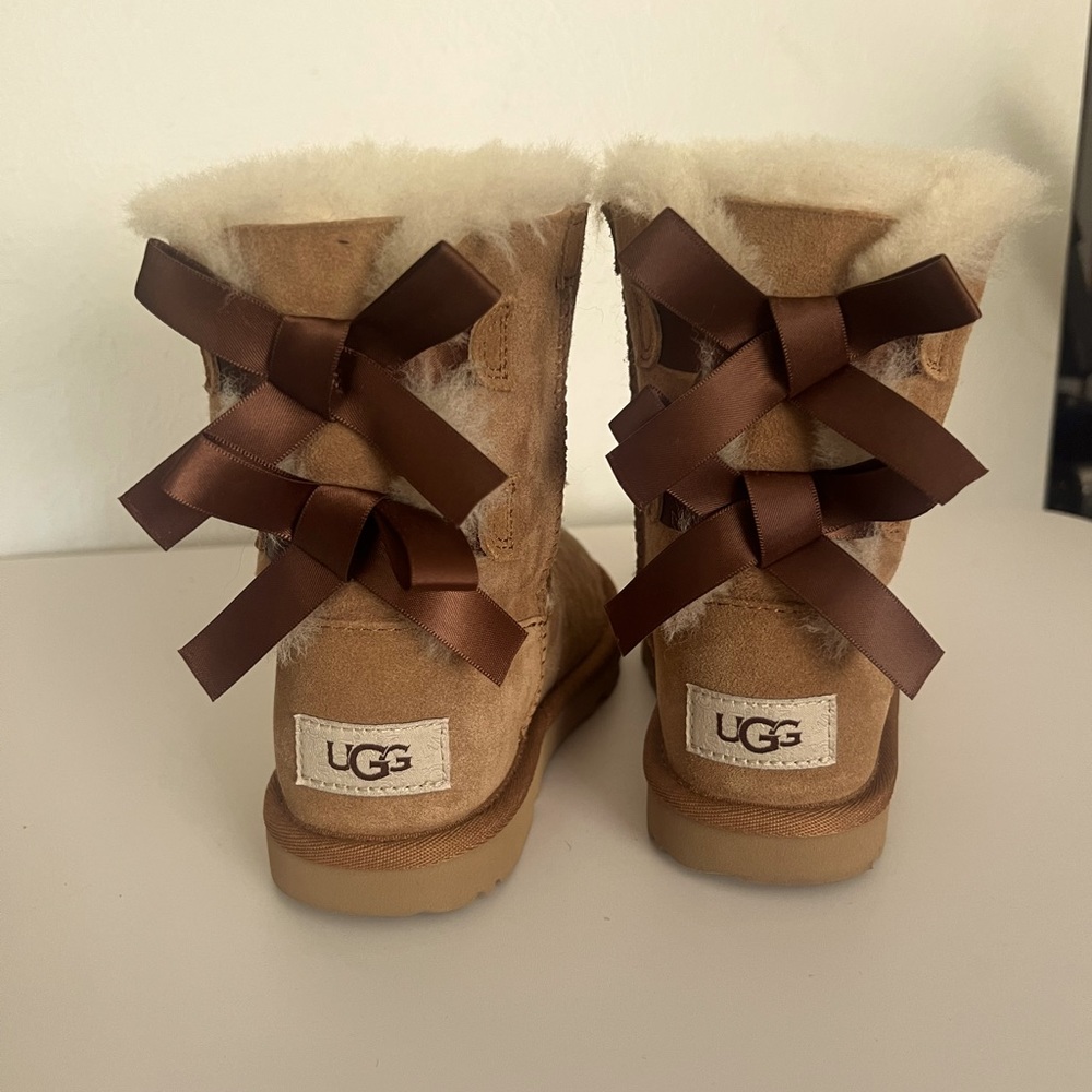 Kids Ugg boots size 12